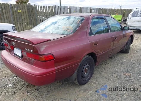 1999 Toyota Camry Le from USA, damaged, VIN 4T1BG22KXXU456004